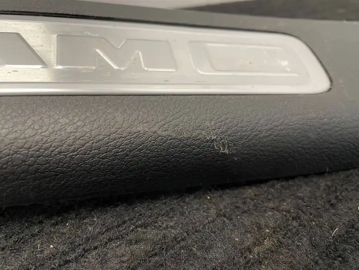 Dodge Ram (2018 - ) 6WC73TRMAA Внутренняя отделка заднего порога — фото 7