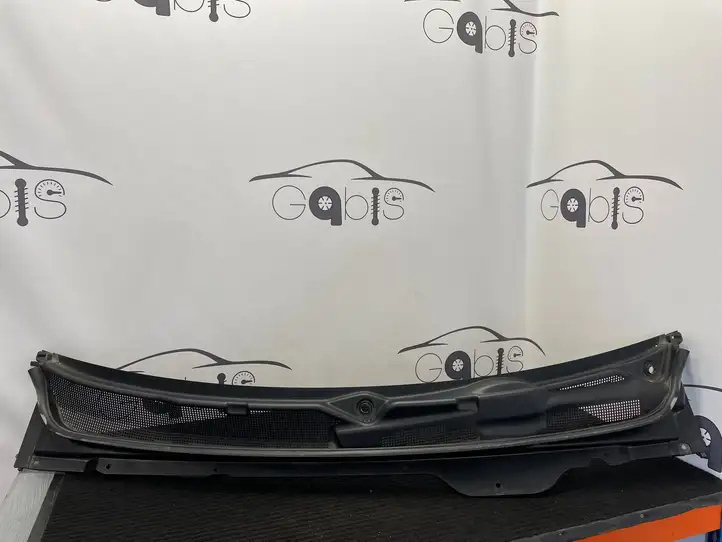 Dodge Ram (2018 - ) 68299452AE Жабо стеклоочистителей — фото 1