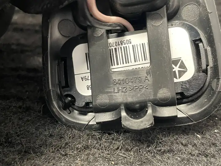 Dodge Ram (2018 - ) P68349664AA Кнопки на рулевом колесе — фото 5