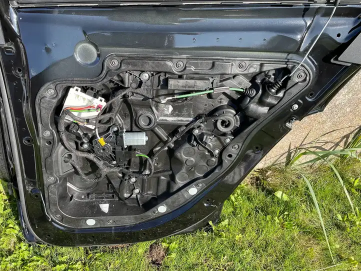 Mercedes-Benz GLC X253/C253 (2015 - ) Задняя дверь — фото 11