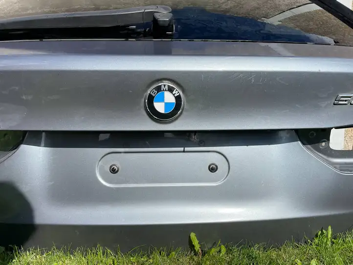 BMW 5 G30 G31 (2016 - ) Крышка багажника — фото 8