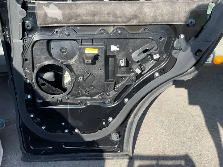 Land Rover Range Rover L405 (2012 - 2017) Задняя дверь — фото 2