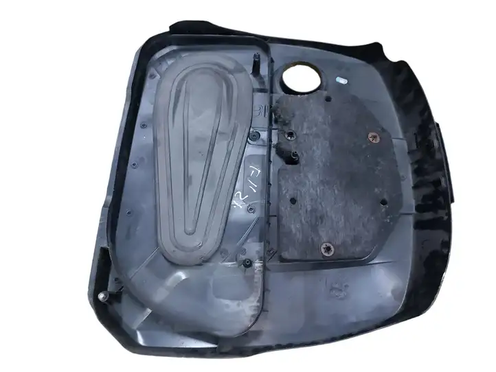BMW 5 F10 F11 (2009 - 2016) 13717802847 Крышка двигателя декоративная — фото 2