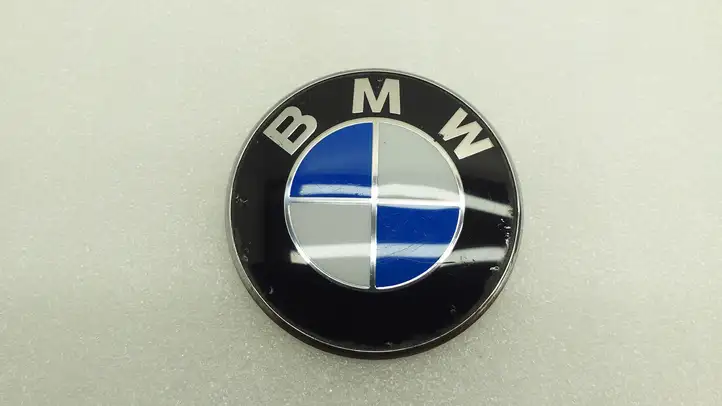 BMW 3 E90 E91 (2005 - 2012) 8219237 Эмблема производителя — фото 1