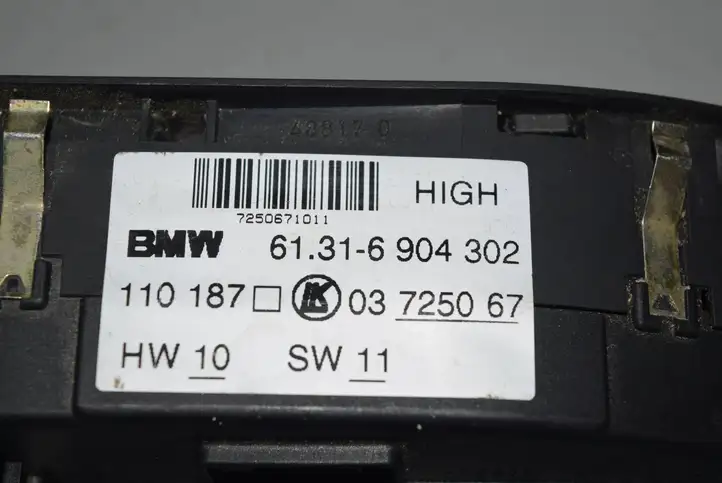 BMW 5 E39 (1996 - 2003) 6904302 Кнопка стеклоподъемников — фото 5