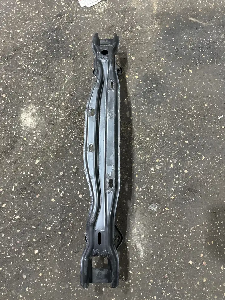 BMW 3 F30 F35 F31 (2012 - 2018) 7256927 Усилитель заднего бампера — фото 1