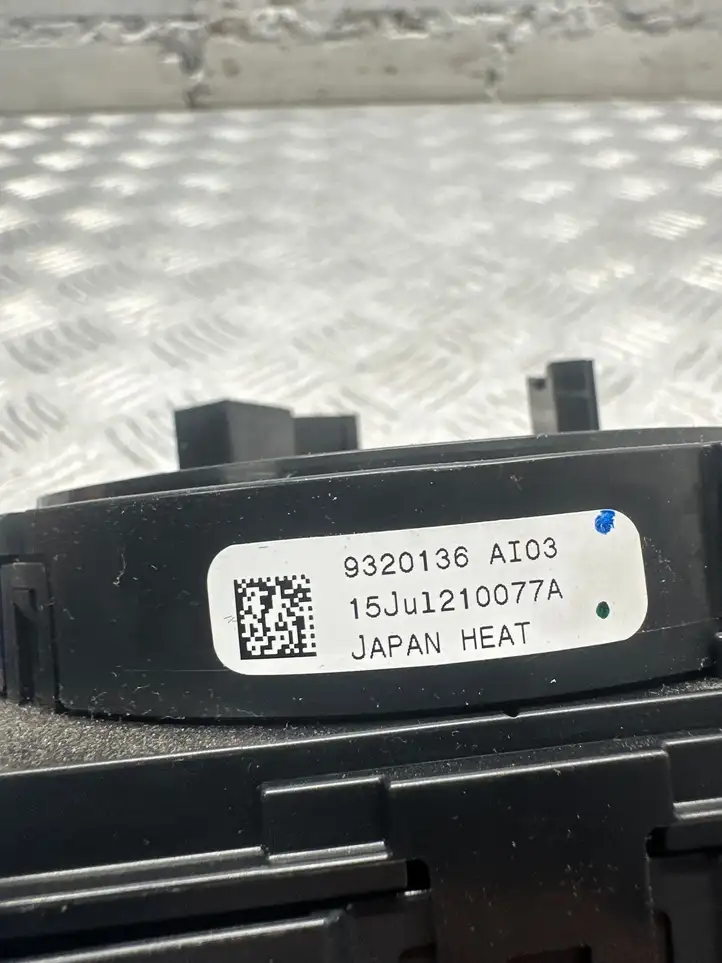 BMW X5 F15 (2013 - 2017) 9320136 Контактное кольцо SRS — фото 3