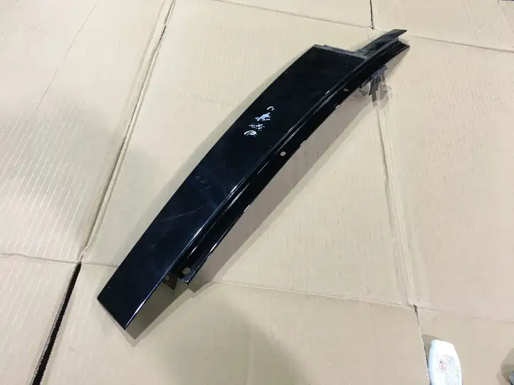 BMW X5 F15 (2013 - 2017) 7289654 Накладка стекла задней двери — фото 2