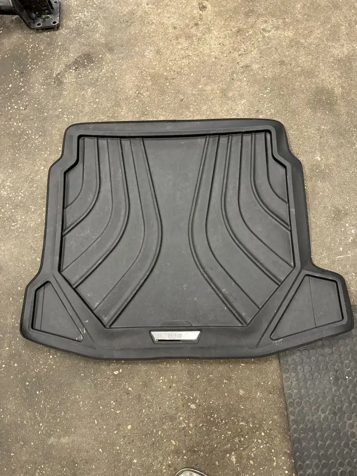 BMW X5 F15 (2013 - 2017) 7234773 Резиновый коврик багажника — фото 1