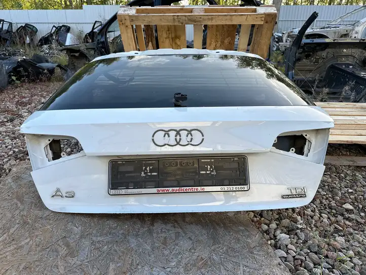 Audi A3/S3 8V (2012 - 2016) Крышка багажника — фото 1