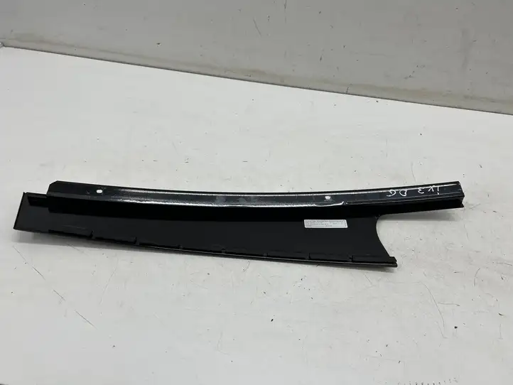 BMW iX3 G08 (2020 - ) 7410046 Накладка стекла задней двери — фото 2