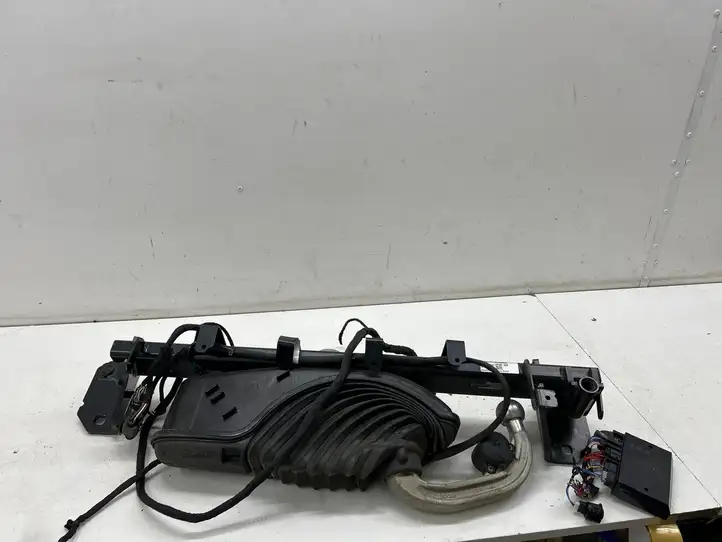 BMW iX3 G08 (2020 - ) 5A056C901 Комплект буксировочного крюка — фото 1