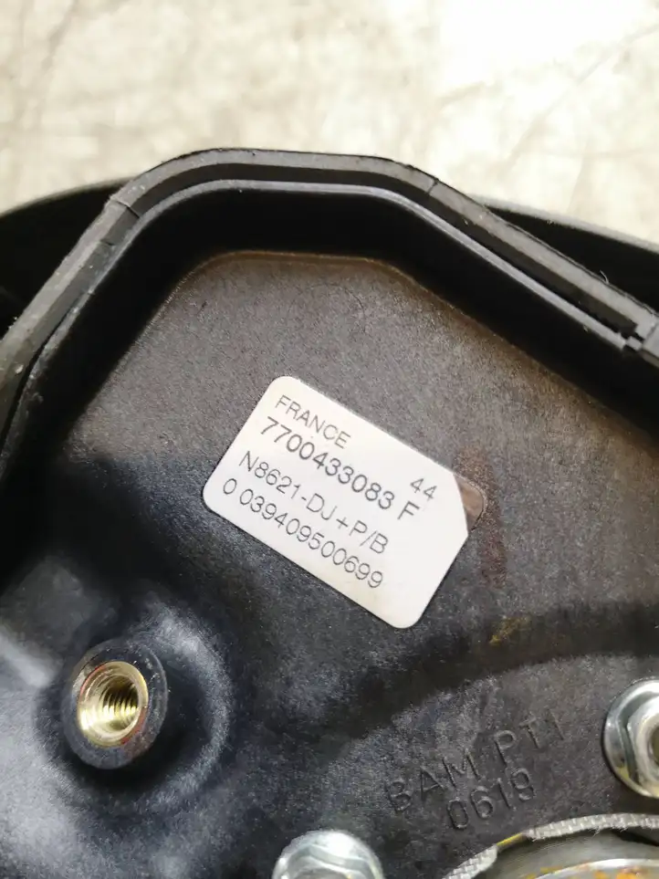 Renault Scenic I (1996 - 2003) 7700433083E Подушка безопасности руля — фото 3