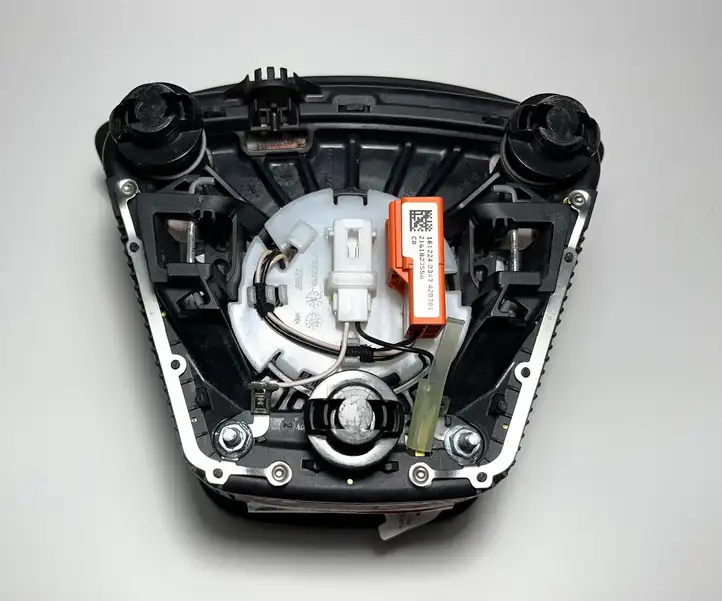 Volvo V40 Cross country (2016 - 2019) P31426789 Подушка безопасности руля — фото 3