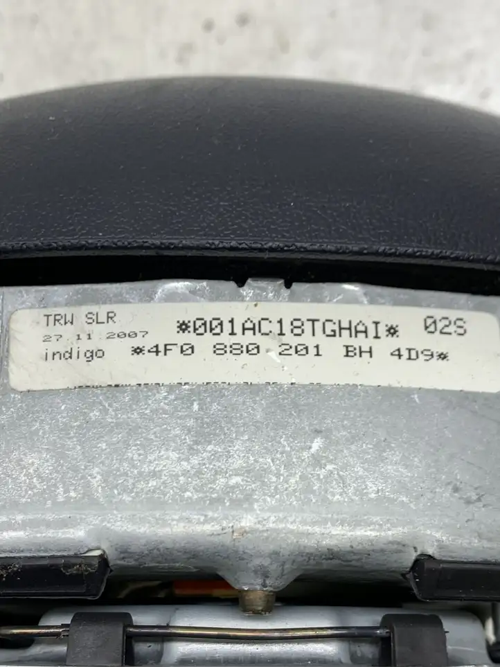 Audi A6 S6 C6 4F (2004 - 2008) 4F4880201BH Подушка безопасности руля — фото 5