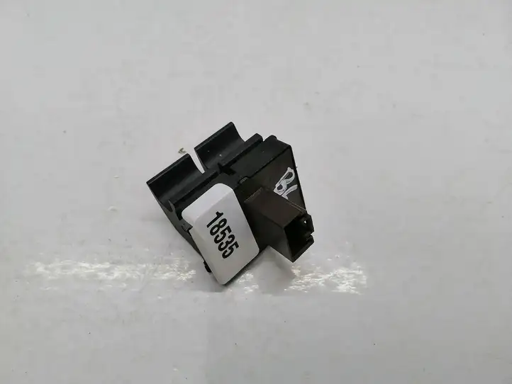 Volkswagen PASSAT B6 (2005 - 2010) 1K3959857A Блок кнопок стеклоподъемников — фото 3