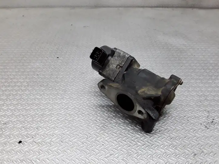 Nissan X-Trail T30 (2001 - 2007)   Клапан EGR