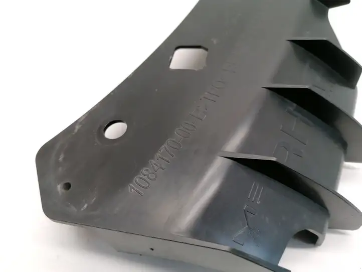 Tesla Model 3 (2017 - 2023) 1084170-00-B Кронштейн переднего бампера — фото 2