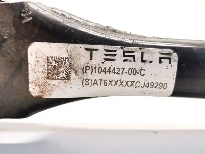 Tesla Model 3 (2017 - 2023) 1044427-00-C Вилка подвески — фото 3