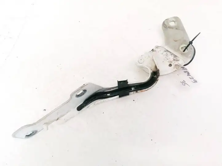 Renault Clio III (2005 - 2012)   Петля (петли) капота