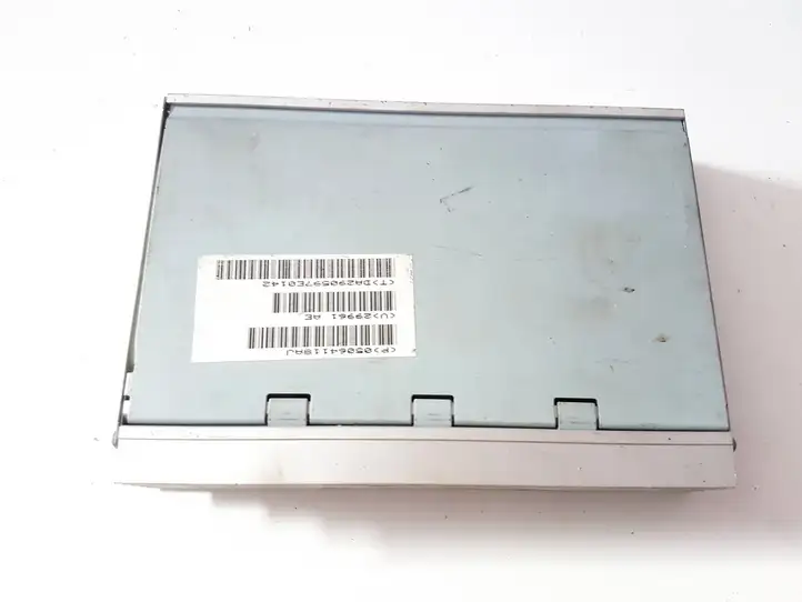 Jeep Grand Cherokee (WK) (2004 - 2010) 05064118AJ Усилитель звука — фото 5