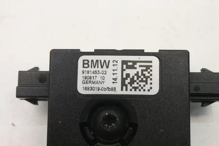 BMW 1 F20 F21 (2011 - 2019) 9181453 Усилитель антенны — фото 5