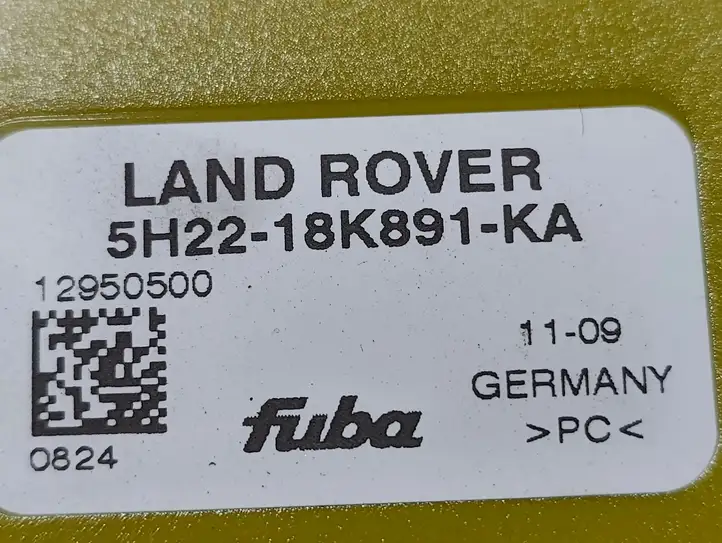 Land Rover Discovery 4 - LR4 (2009 - 2013) 5H2218K891KA Усилитель антенны — фото 2
