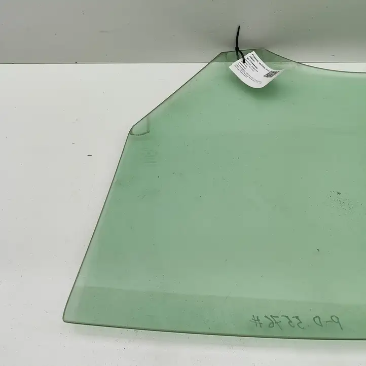 Nissan 370Z (2008 - 2014)  803001EA0A Основное стекло передних дверей (двухдверного автомобиля)