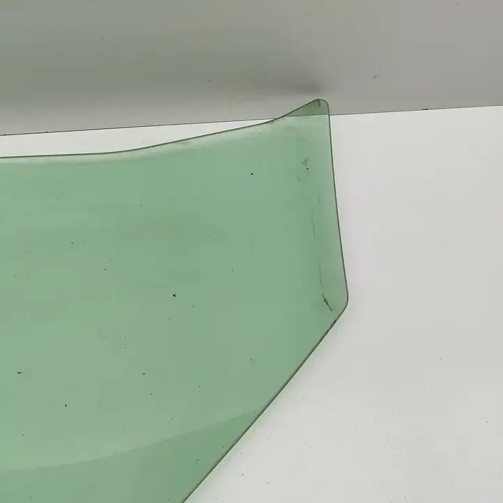 Nissan 370Z (2008 - 2014)  803001EA0A Основное стекло передних дверей (двухдверного автомобиля)