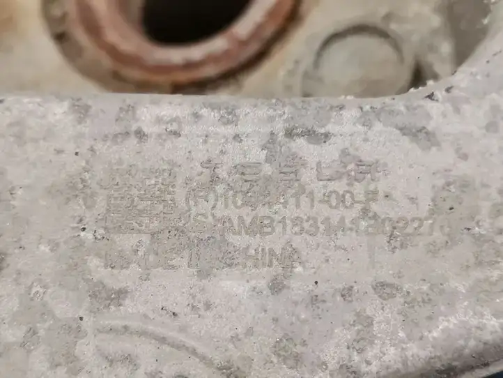 Tesla Model 3 (2017 - 2023) 1044411-00-F Ступица колеса — фото 3