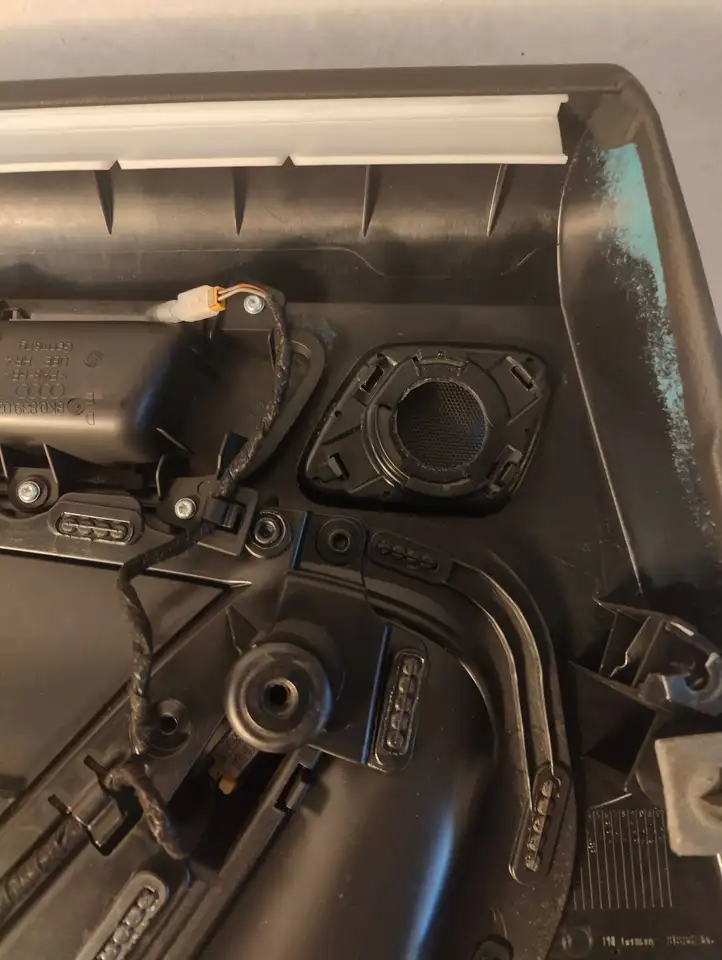 Audi A5 8T 8F (2007 - 2011) 8K0867306 Обшивка задней двери — фото 9