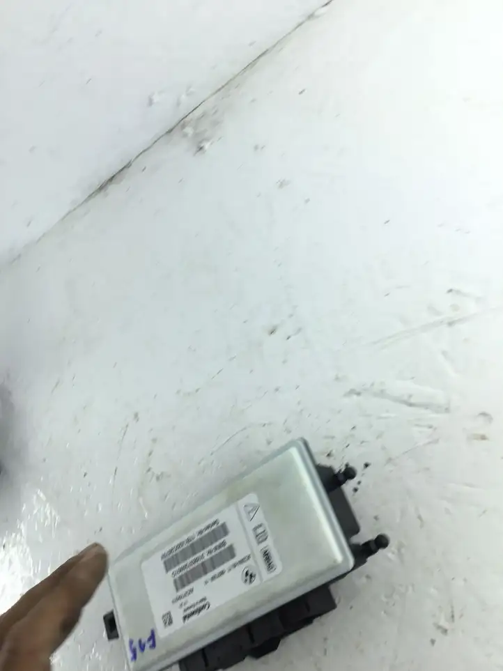BMW X5 F15 (2013 - 2017) 316837359010 Блок управления SRS — фото 5