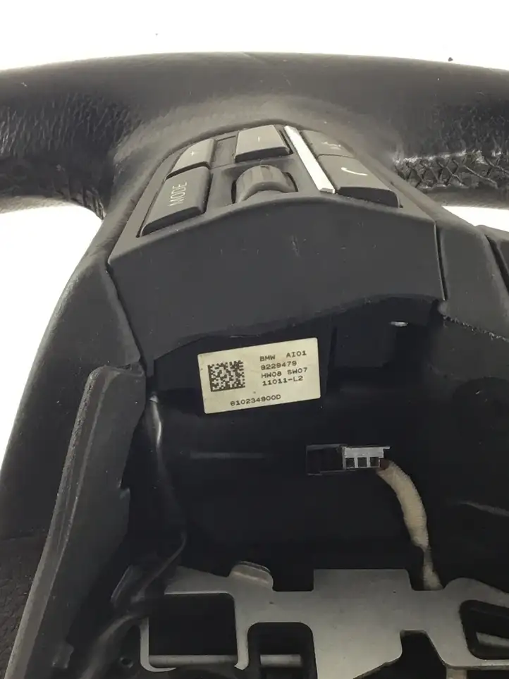 BMW 7 F01 (2008 - 2016) 9229479 Руль — фото 5