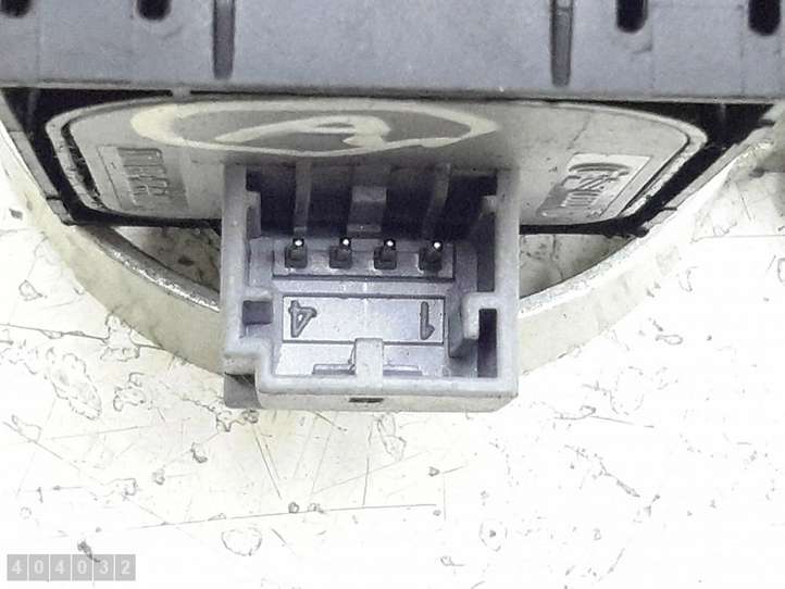 Audi TT (2006 - 2010)  8e0959565 Включатель обогрева зеркал