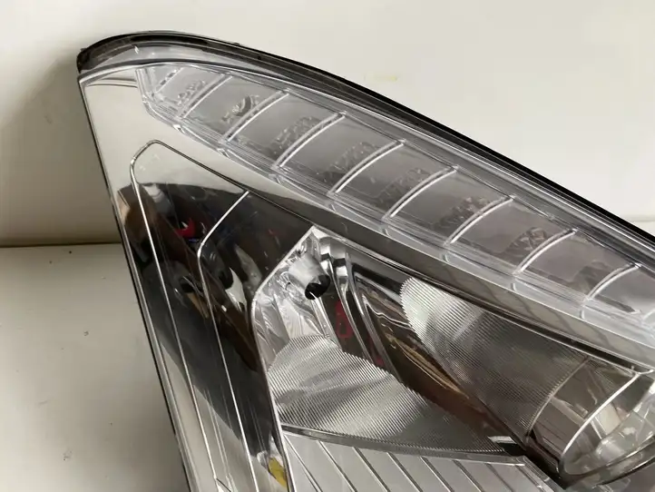 Citroen C4 I Picasso (2006 - 2013) Передняя фара — фото 9