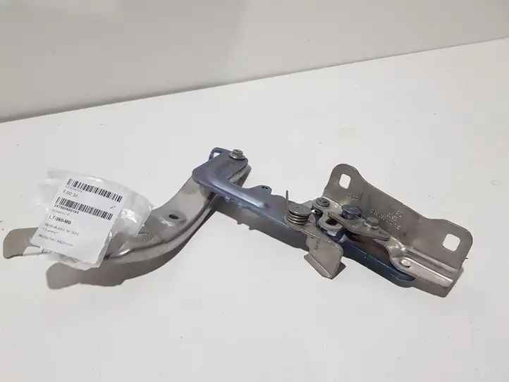 Mercedes-Benz EQA (2021 - ) Петли капота — фото 1