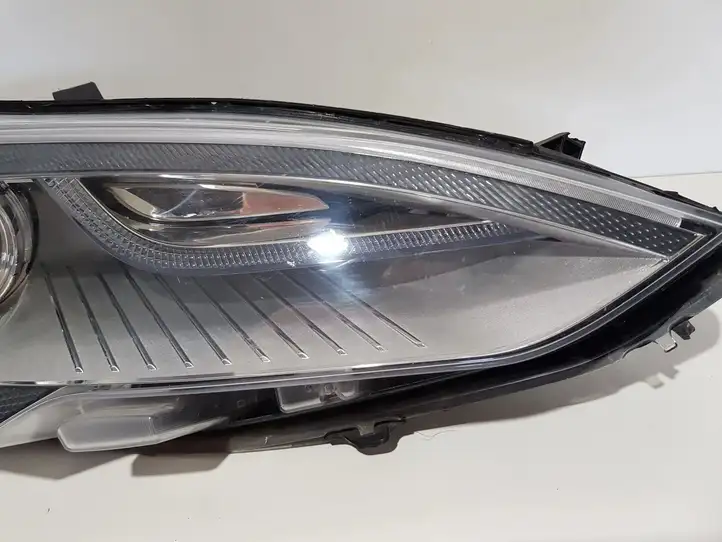 Tesla Model S (2012 - 2016) 13894210534 Передняя фара — фото 4