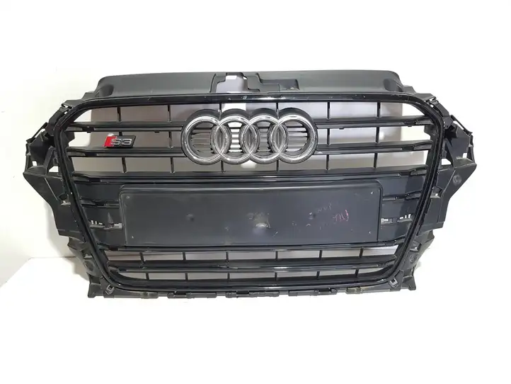 Audi A3/S3 8V (2012 - 2016) 8V3853651B Передняя решетка — фото 1