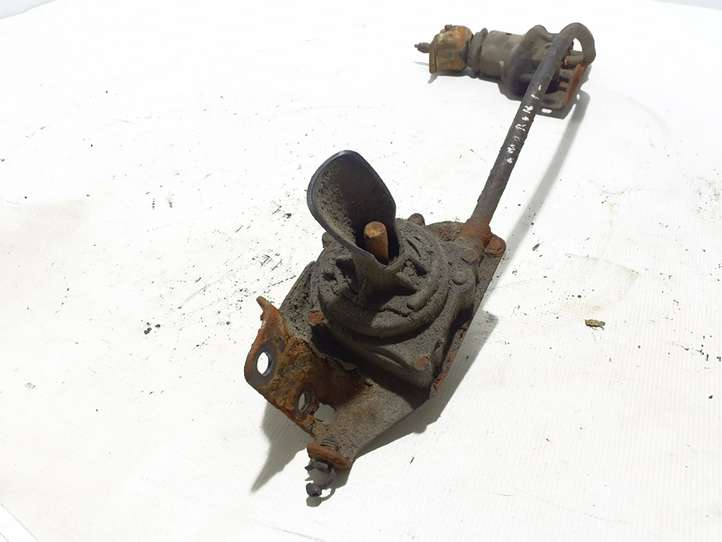 Volkswagen Amarok (2010 - )  2H0803660F Комплект крепления