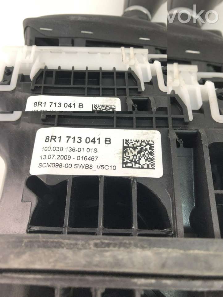 Audi Q5 (2017 - )  8R1713041B Отделка рычага переключения передач (кожа, головка)