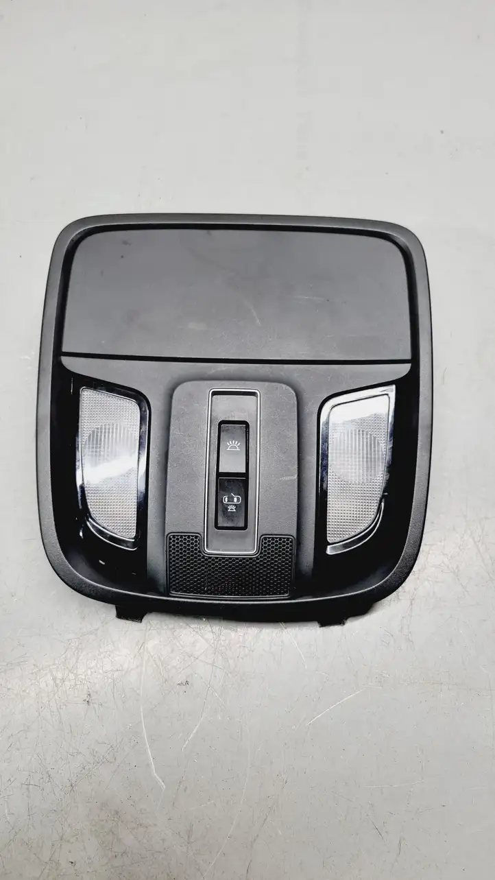 Kia Sorento (2014 - 2017) 92800C5010WK Передняя подсветка — фото 1