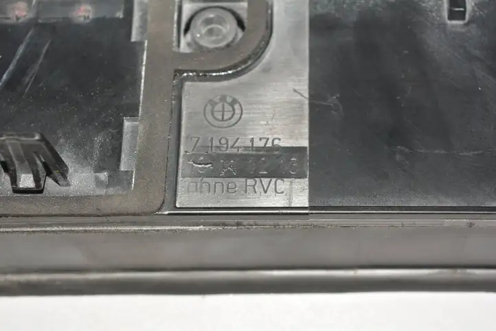 BMW 7 F01 (2008 - 2016) 7194176 Подсветка номера — фото 4