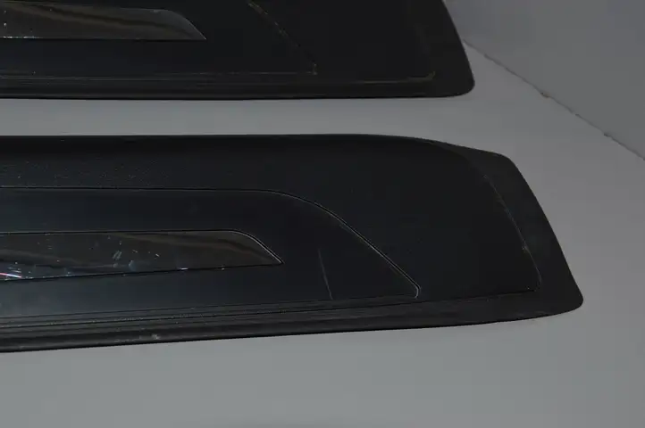 BMW 6 E63 E64 (2002 - 2010) 7011075 Наружная отделка переднего порога — фото 3