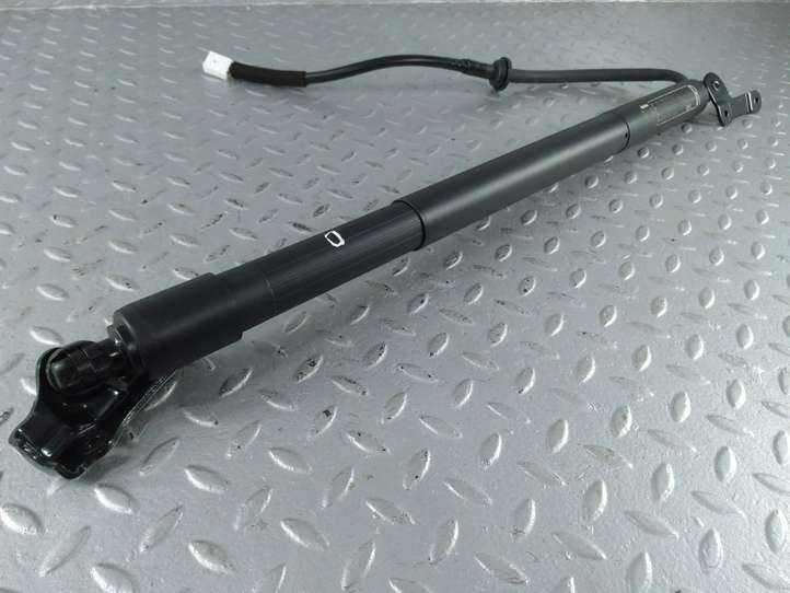 Toyota Corolla Cross (2021 - )  6891016022 Амортизатор крышки багажника