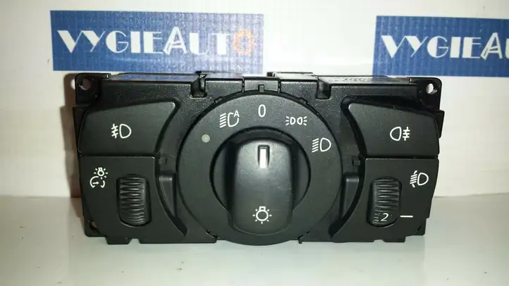 BMW 5 E60 E61 (2004 - 2010) 61316953737 Включатель фонарей — фото 1