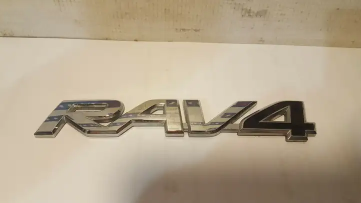 Toyota RAV 4 (XA40) (2012 - 2018) 7543142160 Эмблема производителя — фото 2