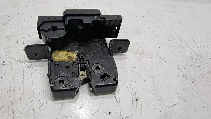 Nissan Qashqai (2006 - 2010) 90502AV70B Замок крышки багажника — фото 1