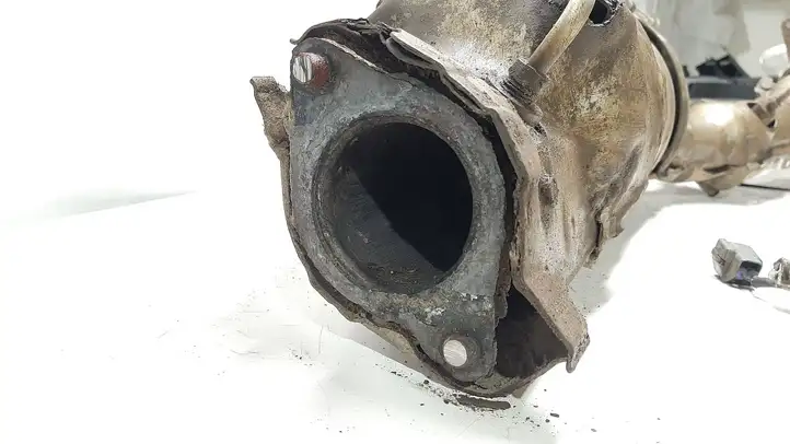 Nissan Qashqai (2006 - 2010) 20010BR40A Катализатор / DPF / FAP — фото 4