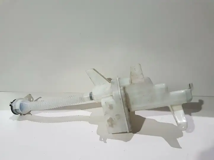 Toyota RAV 4 (XA40) (2012 - 2018) 8531542360 Бачок омывателя — фото 2
