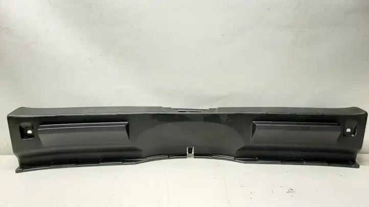 Nissan Qashqai (2013 - 2017) 849924EA0A Отделка замка — фото 1